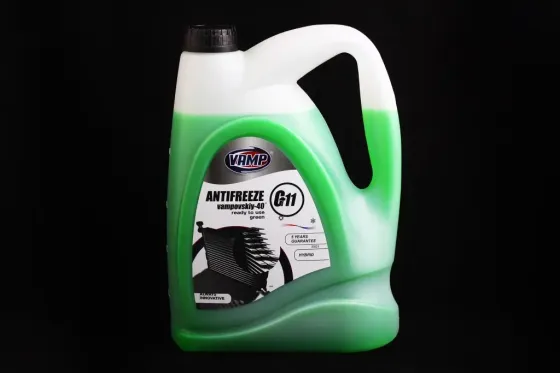 Жидкость охлаждающая антифриз зеленый -30° ВАМП 4.8 кг Винница