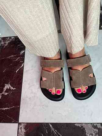 SEE SEVEN Модні шльопанці жіночі з натуральної замші капучино на низькому ходу SEE SEVEN 1662 р Коломыя