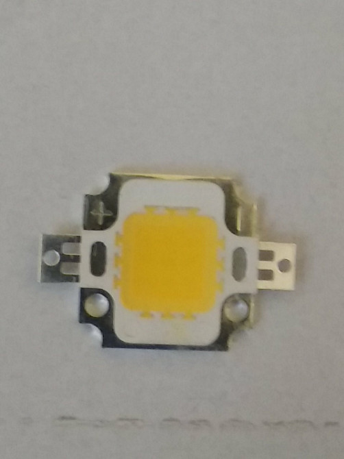 Світлодіодна матриця для прожектора 10W, 2700-3900K/6000-7000K Б-клас NEW (110V) Полтава - фото 1