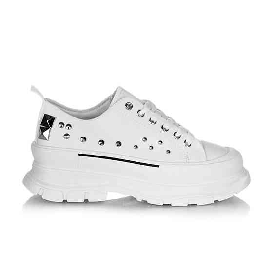 Жіночі Кросівки Кеди на Танкетці Білі Сліпони Мокасини на Платформі (розміри: 36,37,38,39,40,41) — 33-2 Дніпро