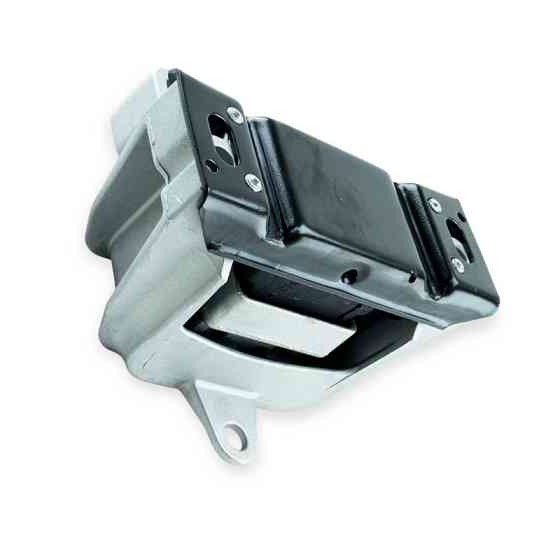 Подушка Фольцваген Bora, Гольф , Шкода Octavia 1.4-1.6 98- левая L двигателя Мукачево