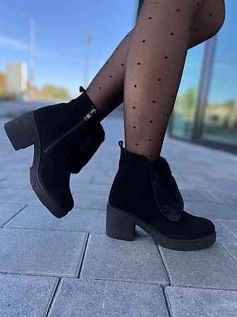 Женские черевики D and V черные натуральная замша зима высота 12см каблук 7см размер 37р.39р.40 Коломыя