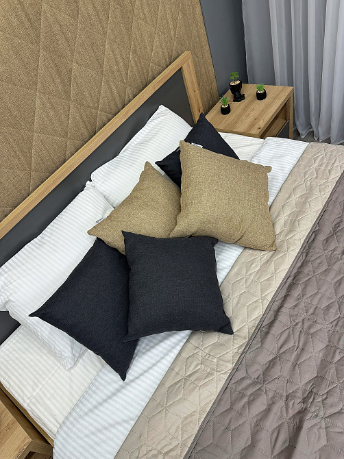 Покрывало двустороннее Decorator Microfiber куб 210x215 см серо-коричневый с бежевым (85-137) Киев - изображение 7