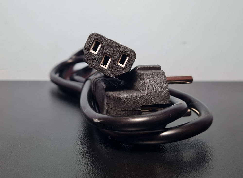 Універсальний кабель живлення для Блоків живлення, Моніторів та іншої техніки Клевань - фото 2