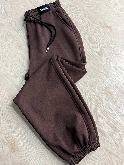 Штани жіночі A-N 27068 спортивні джогери з нашивкою на поясі коричневі, коричневий, S Київ - фото 12