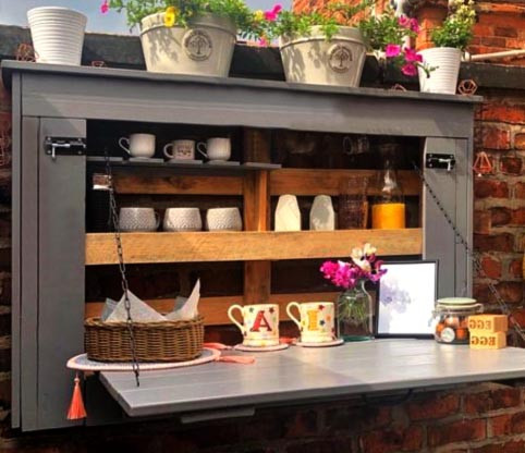 Настенный бар 