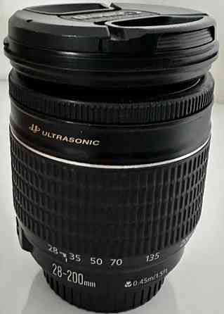 Объектив Canon EF 28-200 f/3.5-5.6 USM. Киев