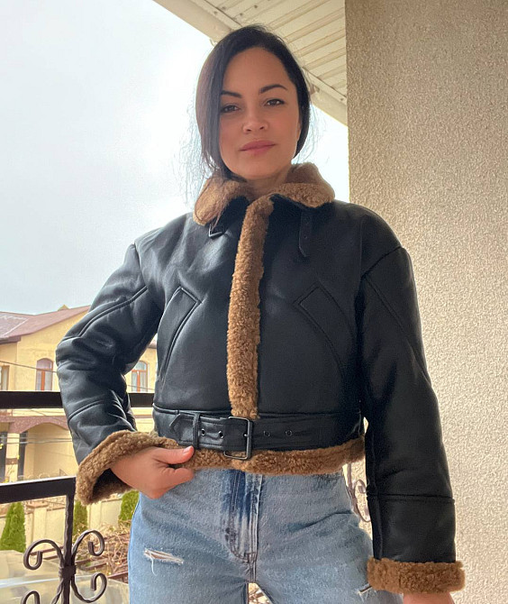 Дублянка жіноча Aftf Basic 2437 коротка авіатор на блискавці з коричневим хутром екошкіра чорна, чорний, M Київ - фото 1