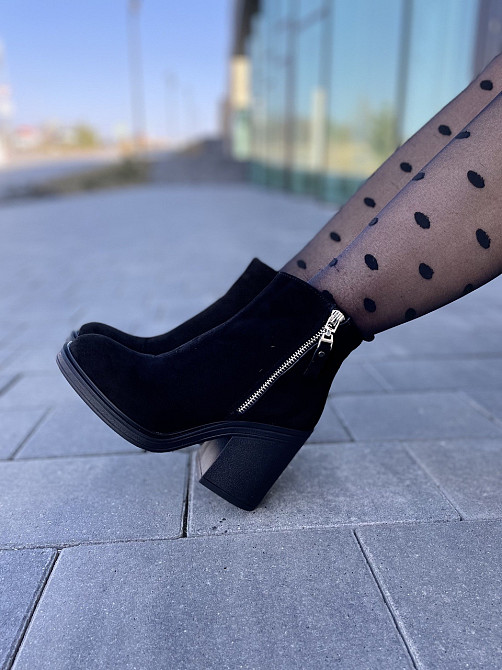 Lexi Черевики жіночі Lexi чорні натуральна замша каблук 9 см размер 36 (2747) Коломыя - изображение 6