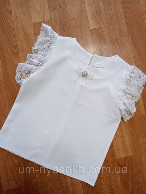 Гарна шкільна блузка з коротким рукавом 134-140 Кривий Ріг - фото 5