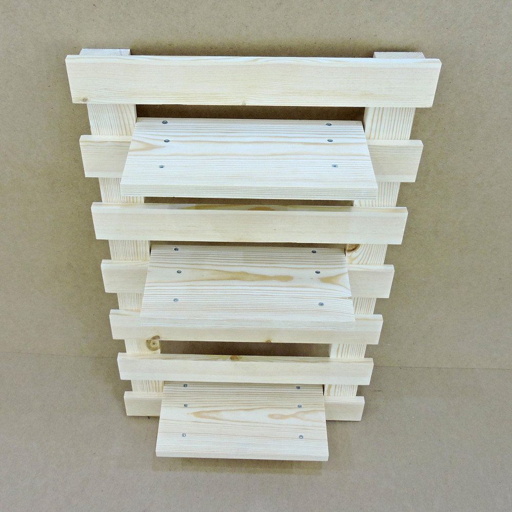 Полка настенная для цветов 