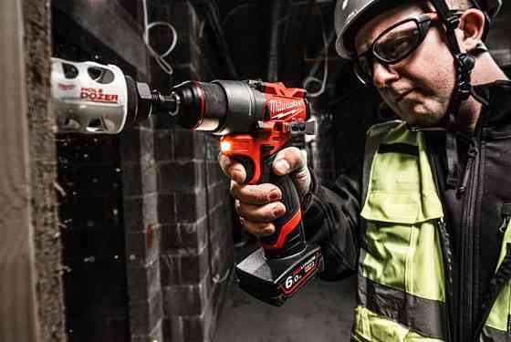 Дрель-шуруповерт аккумуляторный MILWAUKEE, M12 FDD2-402X (+ заряд.устройство, 2 аккум., HD кейс) Одесса