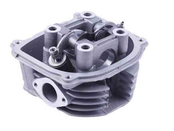 Головка блока циліндра в складі на бензиновий двигун 150CC Мукачево