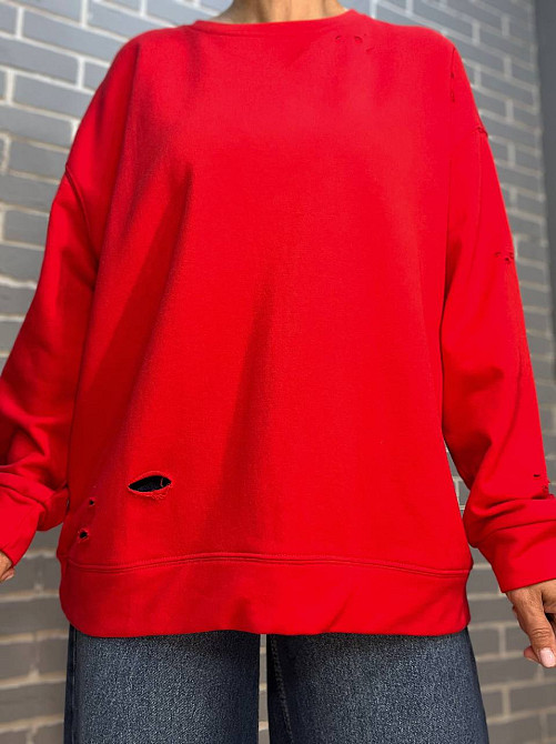 Свитшот женский Joy One 6969 оверсайз удлиненный однотонный порезы one size красный, красный, one size Киев - изображение 12