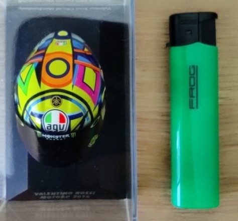 Колекційний макет 1/8 шолому Valentino Rossi™ Харків - фото 2