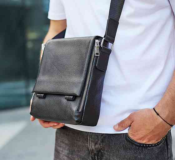 Кожаная мужская сумка-месенджер 21x24x6, барсетка из натуральной кожи Tiding Bag 9389 черная Киев