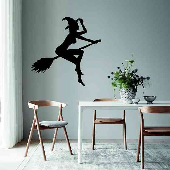 Декоративное настенное Панно «Ведьма на метле», Декор на стену Киев