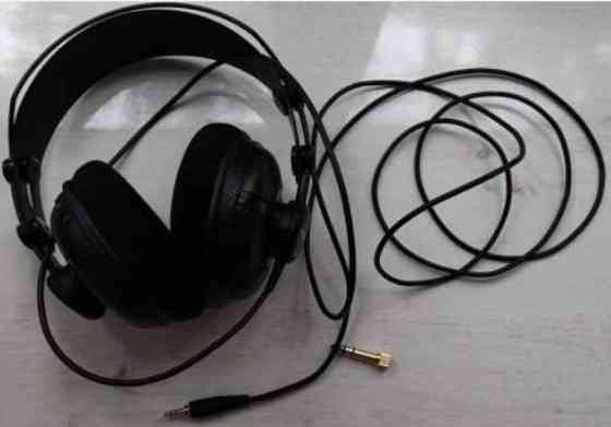 Професійні студійні закриті навушники samson (sr950) самсон. Харків