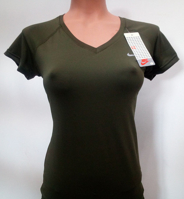 Жіноча спортивна футболка Nike р. S (44) Суми - фото 1