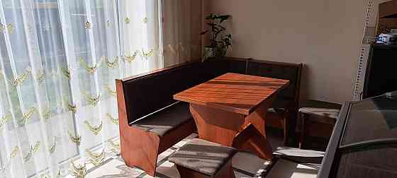 Кухонный уголок, комплект из угла, стола и двух табуреток Семейный 114х154 см Яблоня Львов