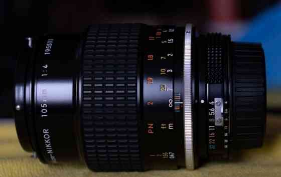 Об'єктив Micro- Nikkor 105mm. F/4 Ai. Київ