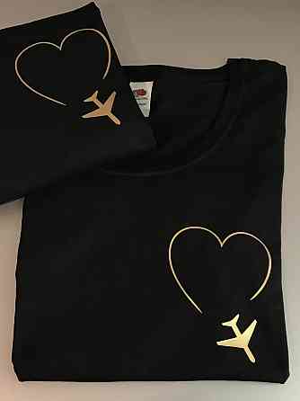 Парні футболки для хлопця та дівчини з маленьким серцем і літачкам Чернівці
