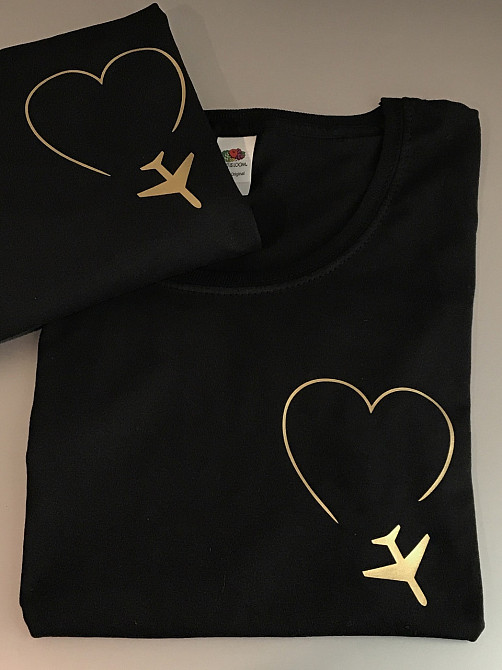Парні футболки для хлопця та дівчини з маленьким серцем і літачкам Чернівці - фото 1