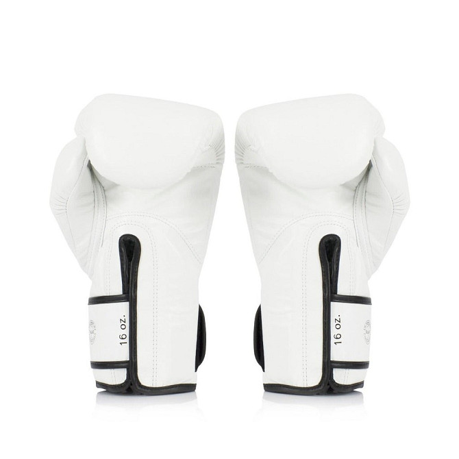 Боксерські рукавиці Fairtex BGVG1 White 14 унцій (бинти в комплекті) Кам'янське - фото 3