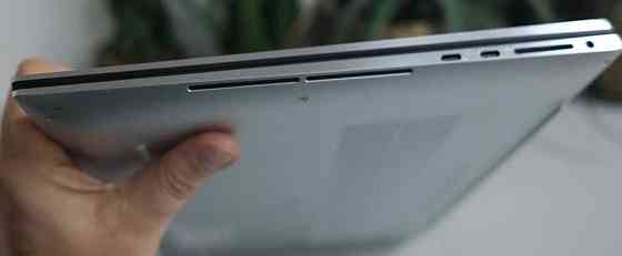 Dell XPS 17 9710 i7 - 11800H32gb 1Tb RTX 3050 17 FHD IPS бат 100% Харьков