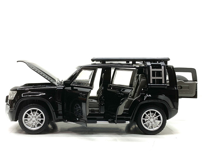 Машина Автосвіт Land Rover Defender інерційна масштаб 1:24 відчиняються двері капот багажник 21 см Чорна (AP-2018) Чернігів - фото 8