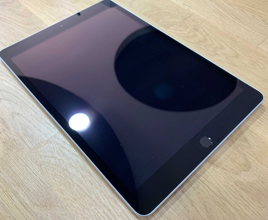 Планшет Apple iPad 9 10.2