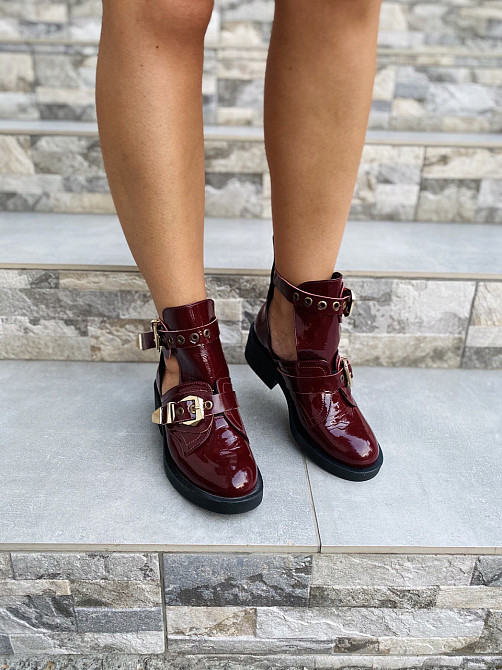 Жіночі черевики бордові з натуральної лакованої шкіри весна-осінь демісезонні з байковою підкла Коломия - фото 4