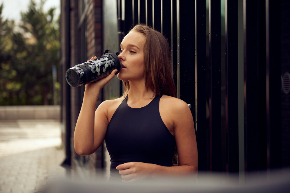 Шейкер спортивний SmartShake Revive 25oz/750ml Camo Black Луцьк - фото 8