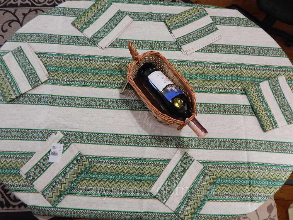 Зелена скатертина вишита на подарунок Київ - фото 3