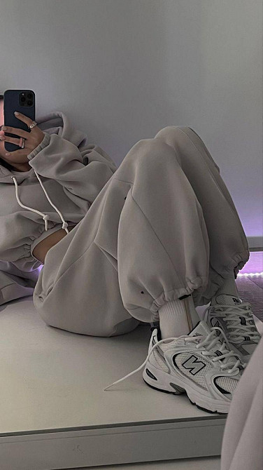 Женский утепленный стильный костюм двойка: худи и джоггеры трехнить на флисе Одесса - изображение 7