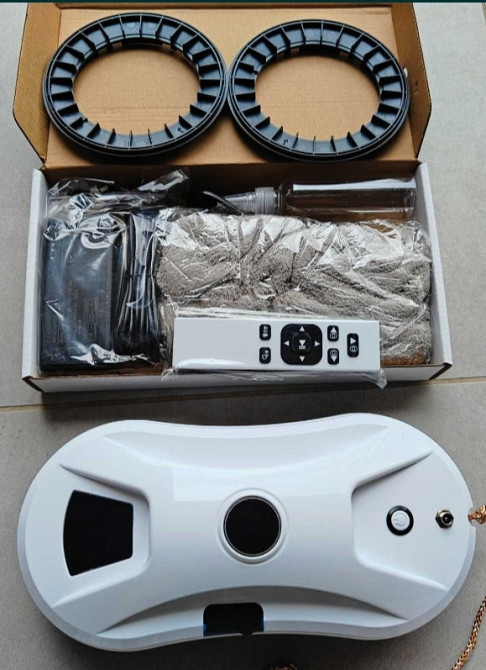 Робот -Пылесос для мойки окон с распылением ! Киев - изображение 6