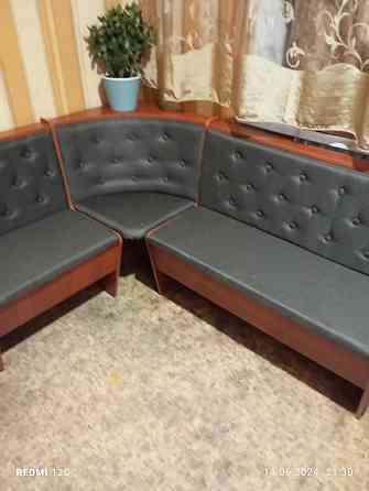 Кухонный уголок с нишами на кухню 114х154 см (на право или налево) / Ткань - ДСП Яблоня Львов