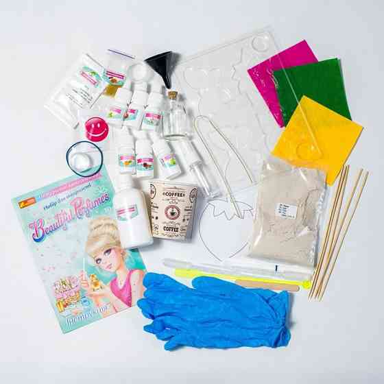 Набір для творчості "Beautiful Perfumes" 10100615 створи власний аромат Вінниця