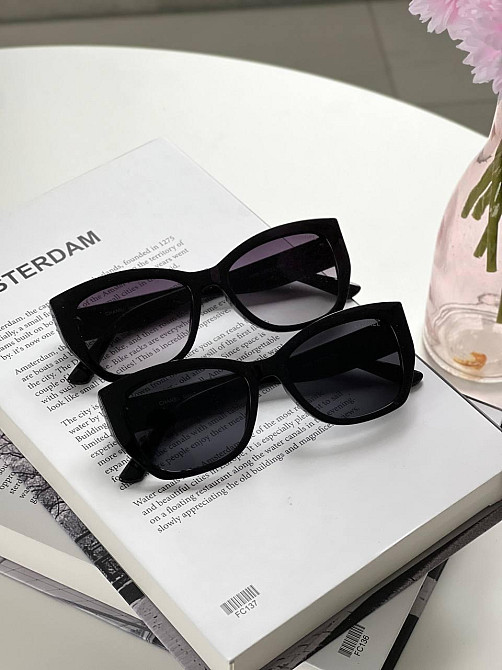 Жіночі окуляри Chanel для середньої особи стильне рішення, що поєднує елегантність та комфорт Київ - фото 1