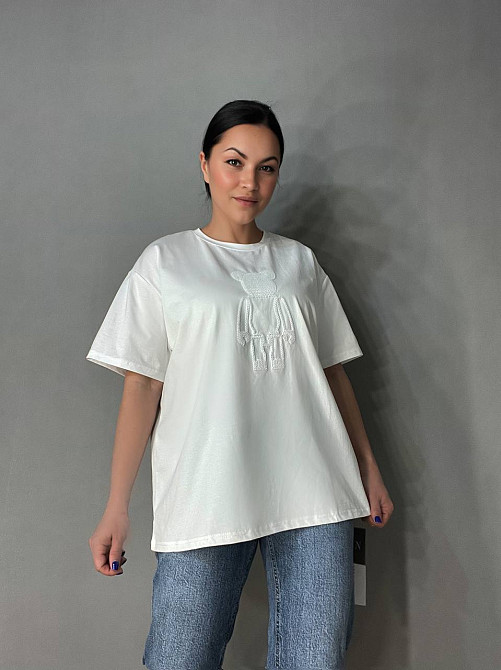 Футболка жіноча A-N 2396 оверсайз з ведмедиком та блискітками, білий, one size Київ - фото 15