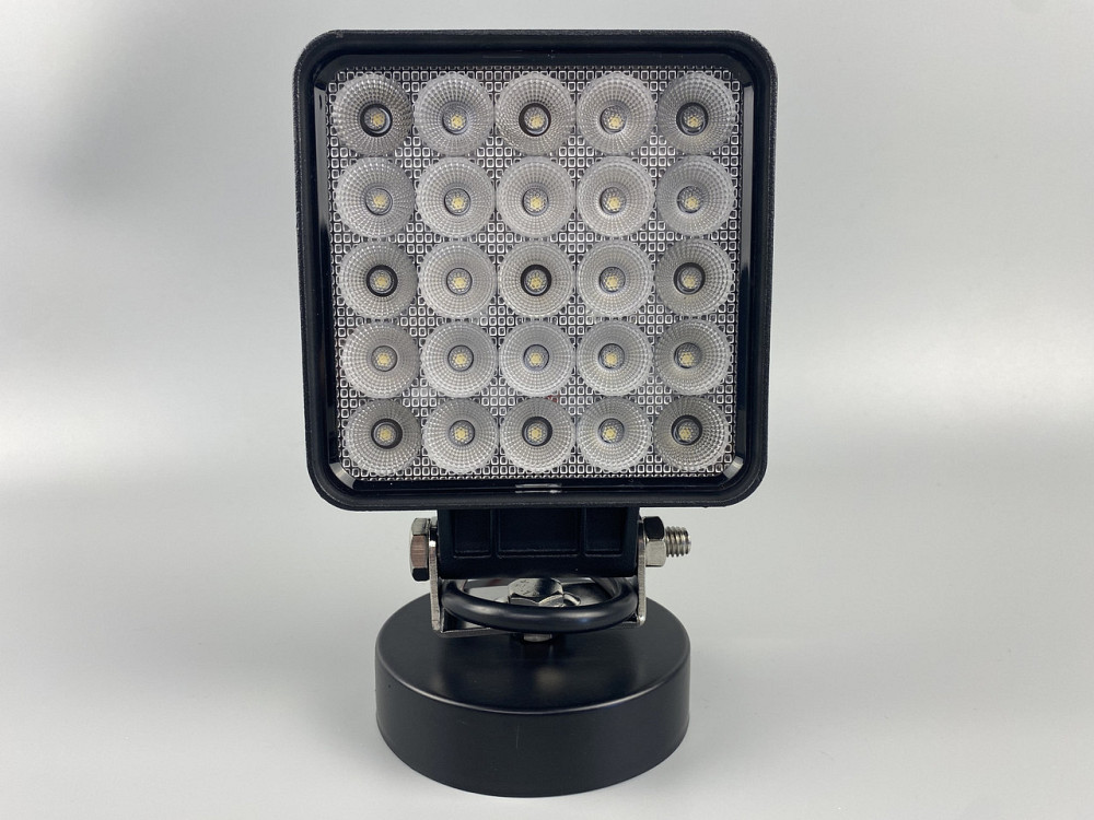 Фара LED квадратна 25 Led chip 12/24V. Широкий промінь. Світло 6500К, IP67.Позадушний клапан, від запотівання Мукачево - фото 7