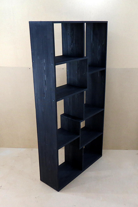 Книжный стеллаж 