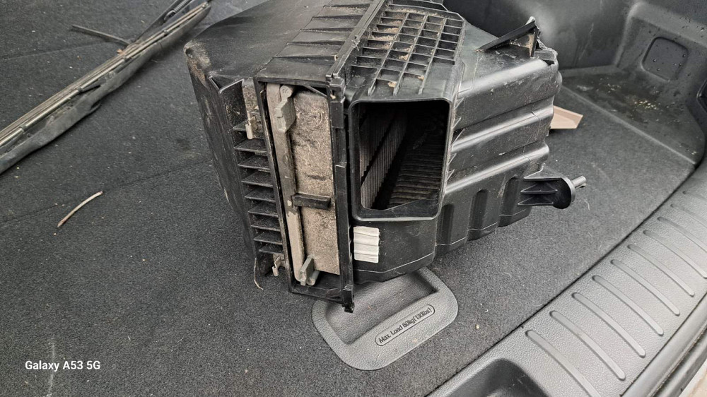 Корпус повітряного фільтра на Hyundai Tucson 2.4 бензин, 2014-2021 Київ - фото 2