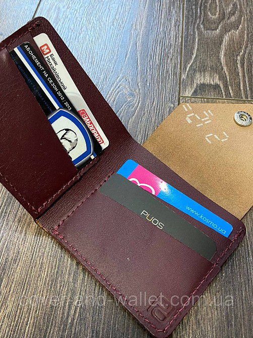 Компактний шкіряний гаманець ручної роботи бордового кольору Puos 545661 Київ - фото 3