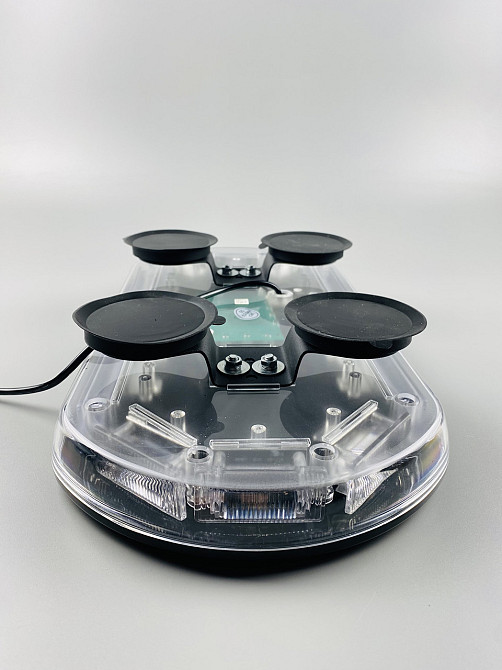 Проблисковий маяк LED діодний маячок для спецтехніки 12В/24В світлодіодний на магніті живлення від прикурювача Мукачево - фото 4