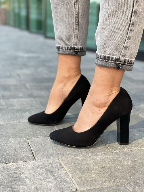 Туфлі жіночі D and V чорні замша натуральна висота каблука 9 см (2247) Коломия - фото 1