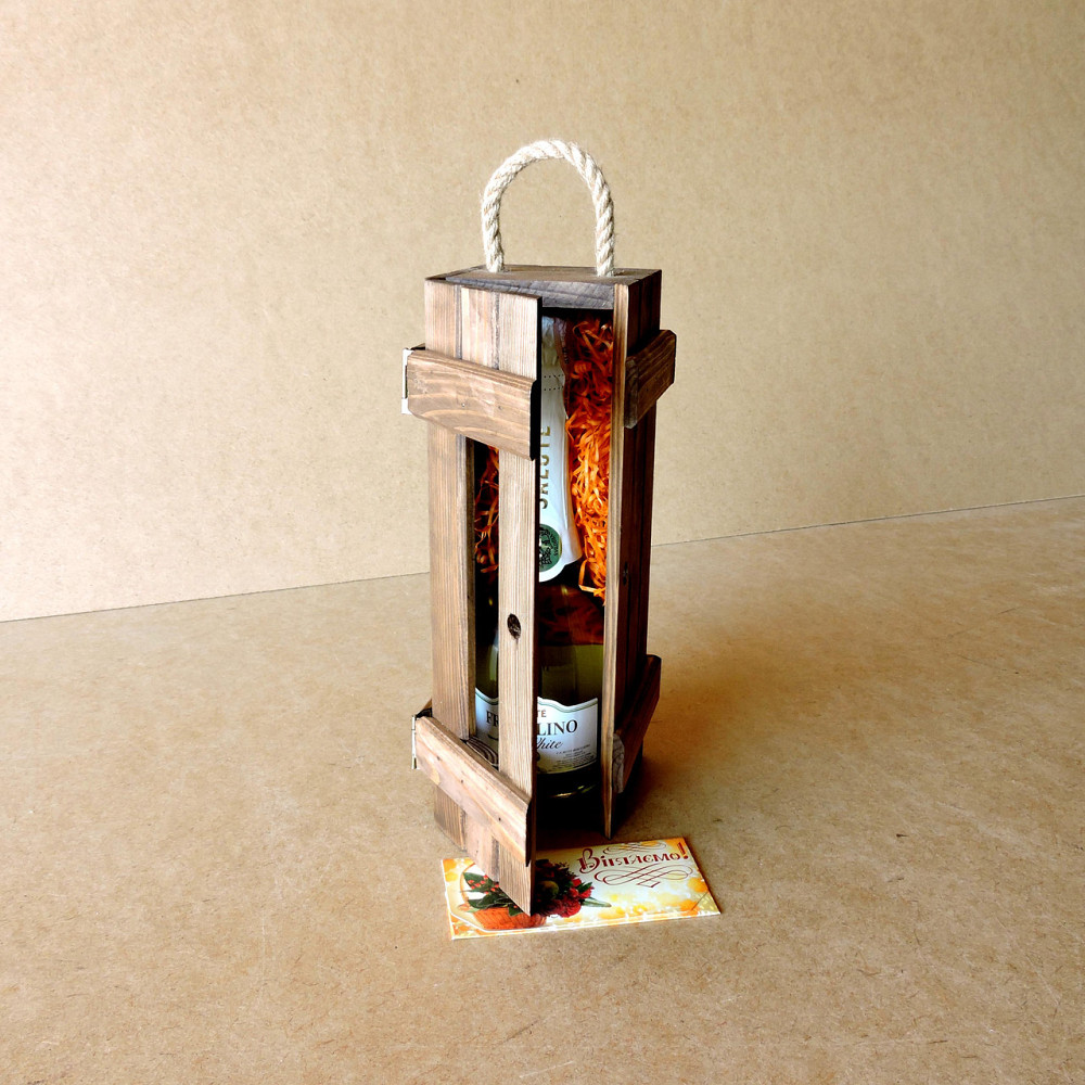 Подарочная коробка 