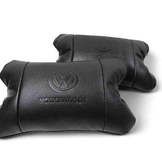 Набор кожаных подушек 2шт - Volkswagen на подголовник в машину, UK-887 Автомобильная подушка Киев