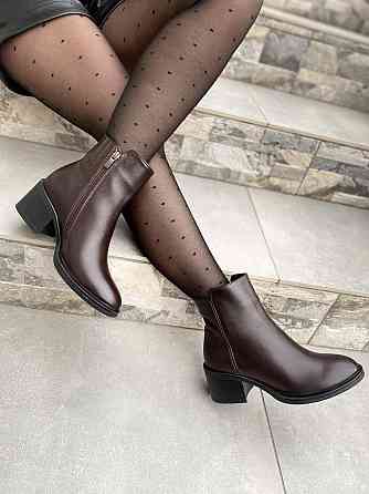 Injers Черевики жіночі INJERS коричневі натуральна шкіра висота каблука 6см висота черевика 10с Коломыя