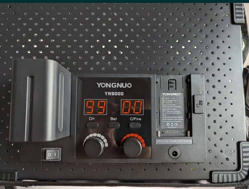 Свет: LED Лампа Yongnuo YN9000 + Софт Бокс и Соты ! Киев - изображение 7